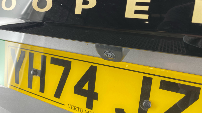 MINI Cooper 135kW E Classic [Level 1] 41kWh 3dr Auto Electric Hatchback